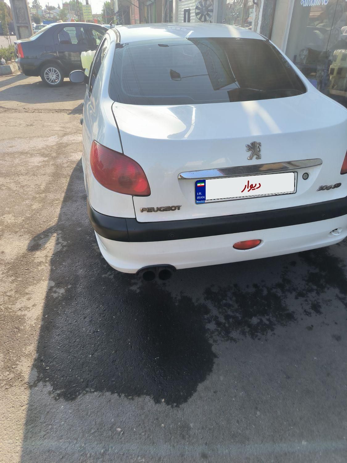 پژو ۲۰۶ صندوق دار v8 - 1393