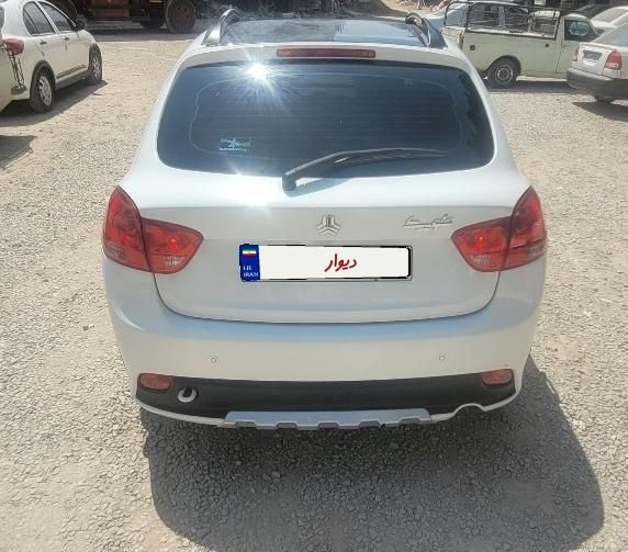 کوییک R دنده‌ای - 1402