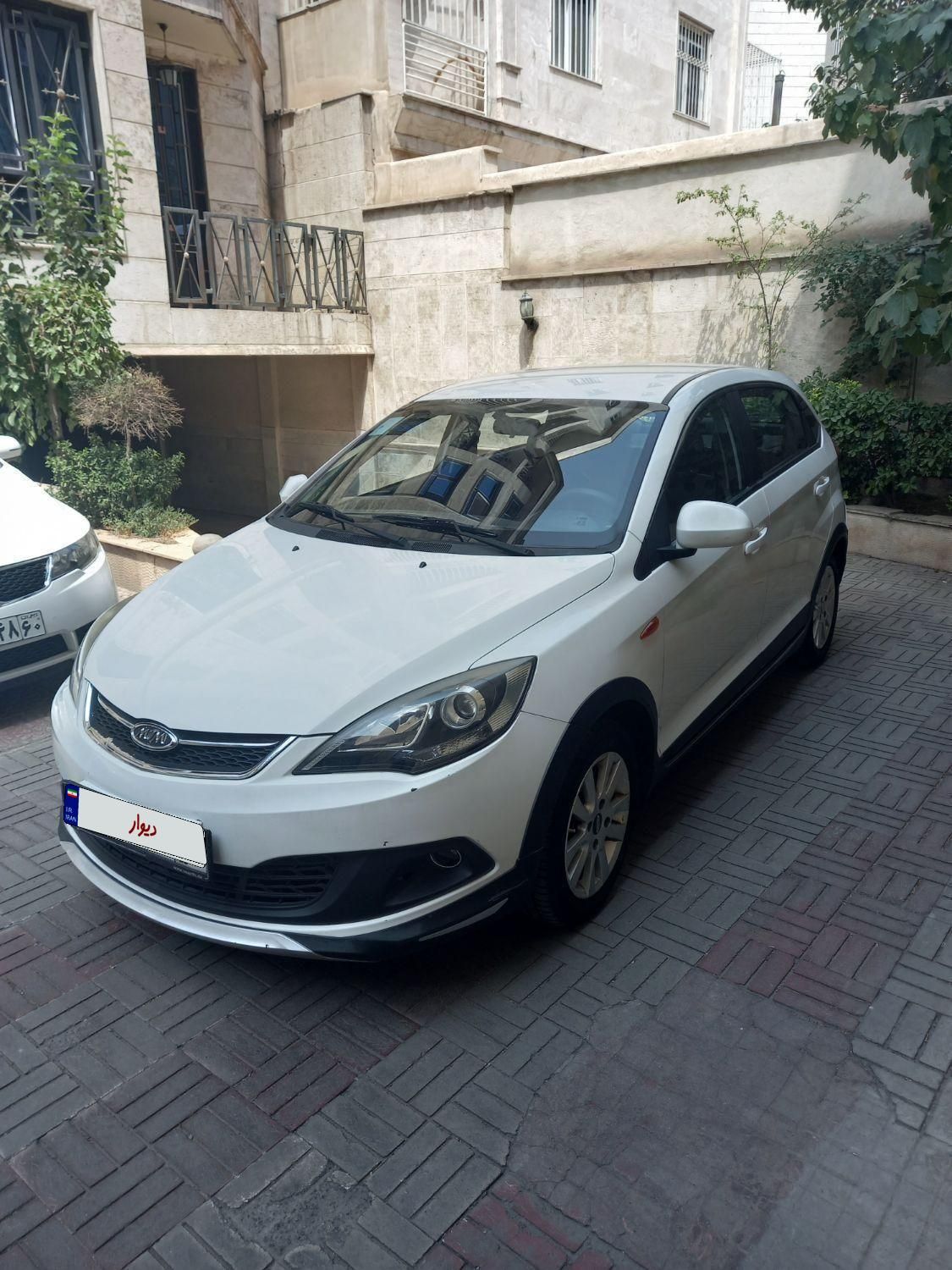 ام وی ام 315 هاچ بک اسپرت لاکچری - 1396