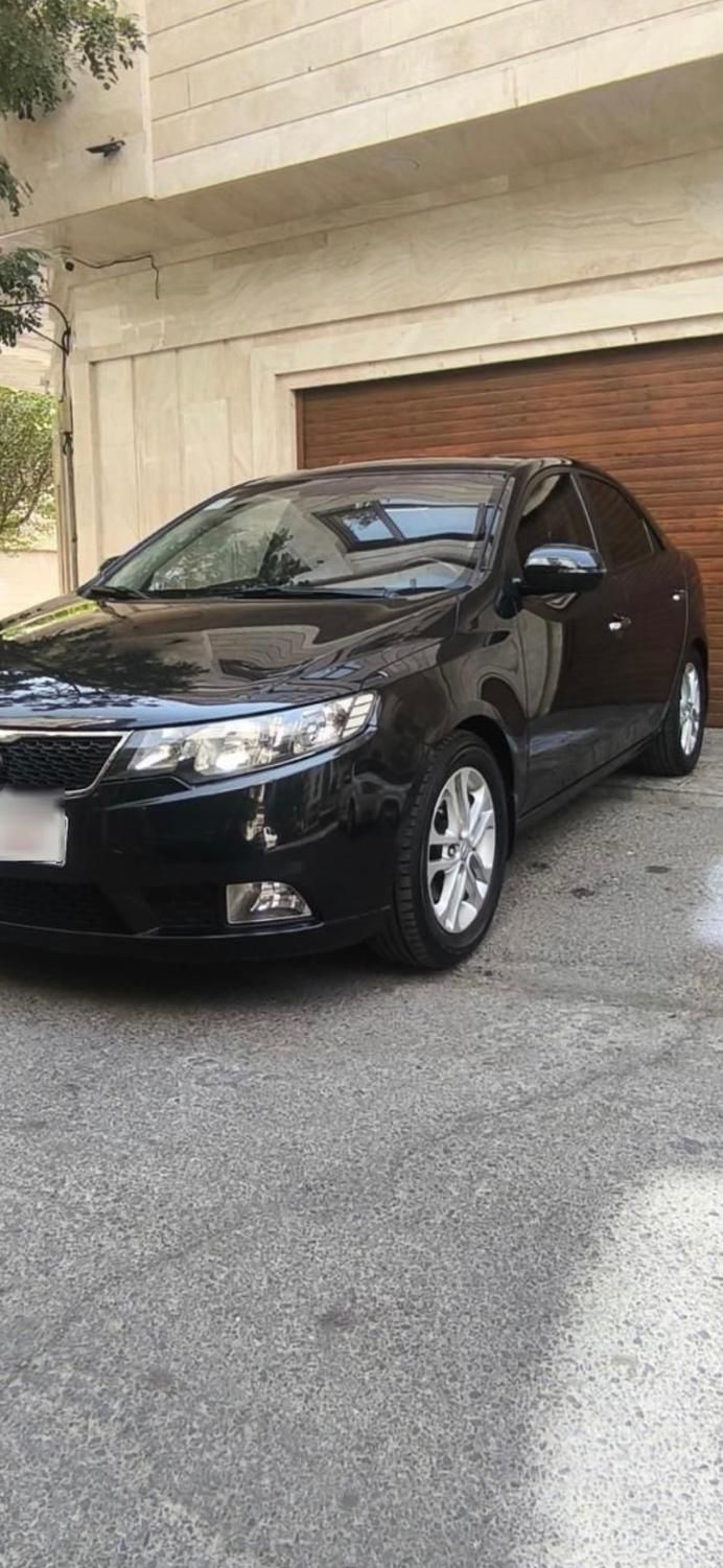 خودرو کیا، سراتو مونتاژ آگهی ann_19347482