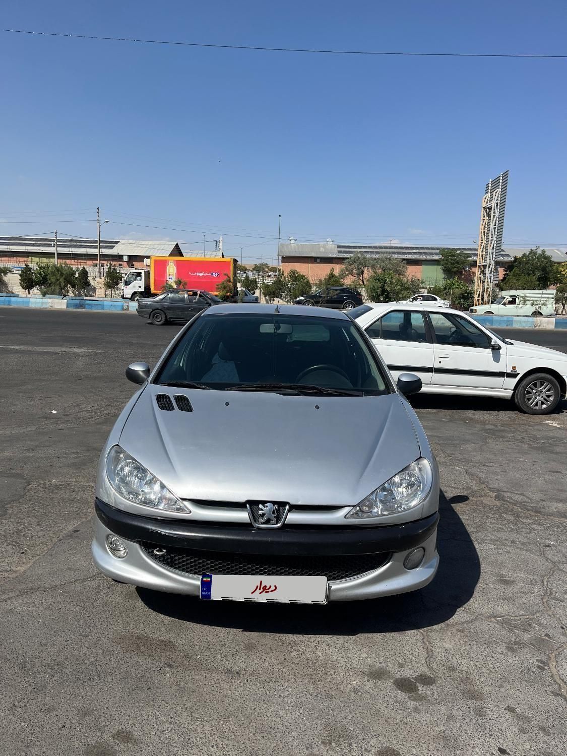 پژو ۲۰۶ صندوق دار v8 - 1386