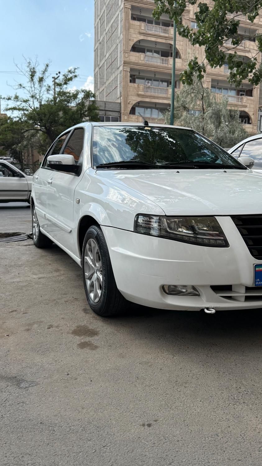 سمند سورن پلاس EF7 بنزینی - 1400
