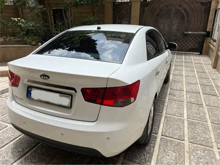 خودرو کیا، سراتو مونتاژ آگهی ann_19347852