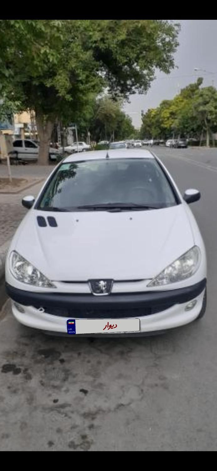 پژو ۲۰۶ صندوق دار v8 - 1400