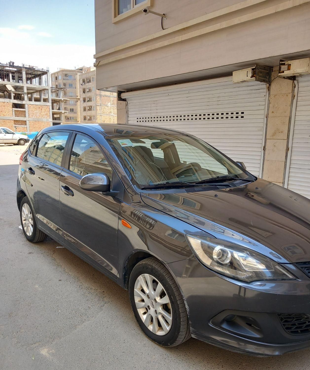 ام وی ام 315 هاچ بک اسپرت لاکچری - 1394
