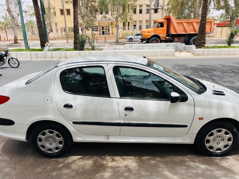 پژو ۲۰۶ صندوق دار v8 - 1394