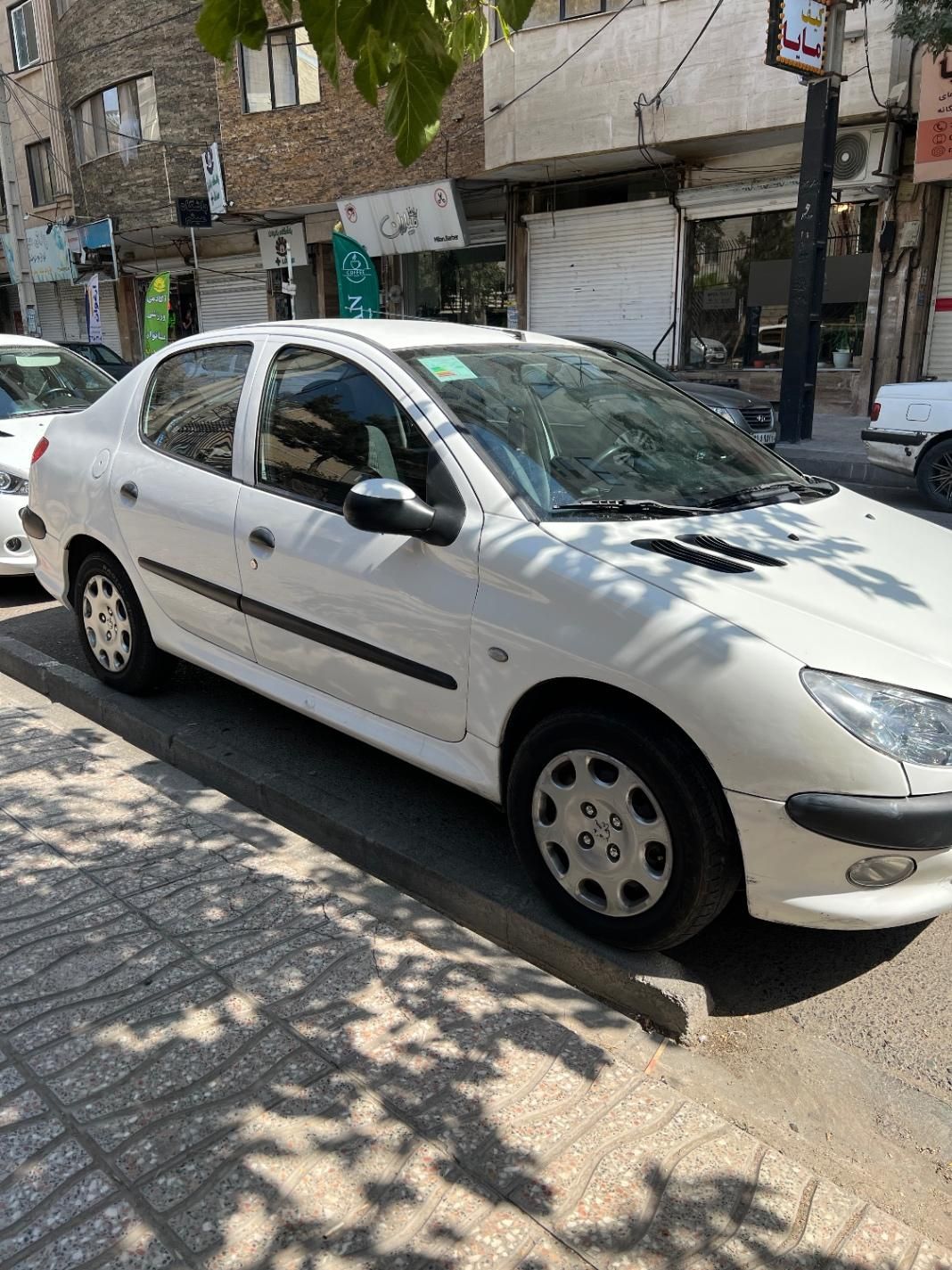 پژو ۲۰۶ صندوق دار v8 - 1394