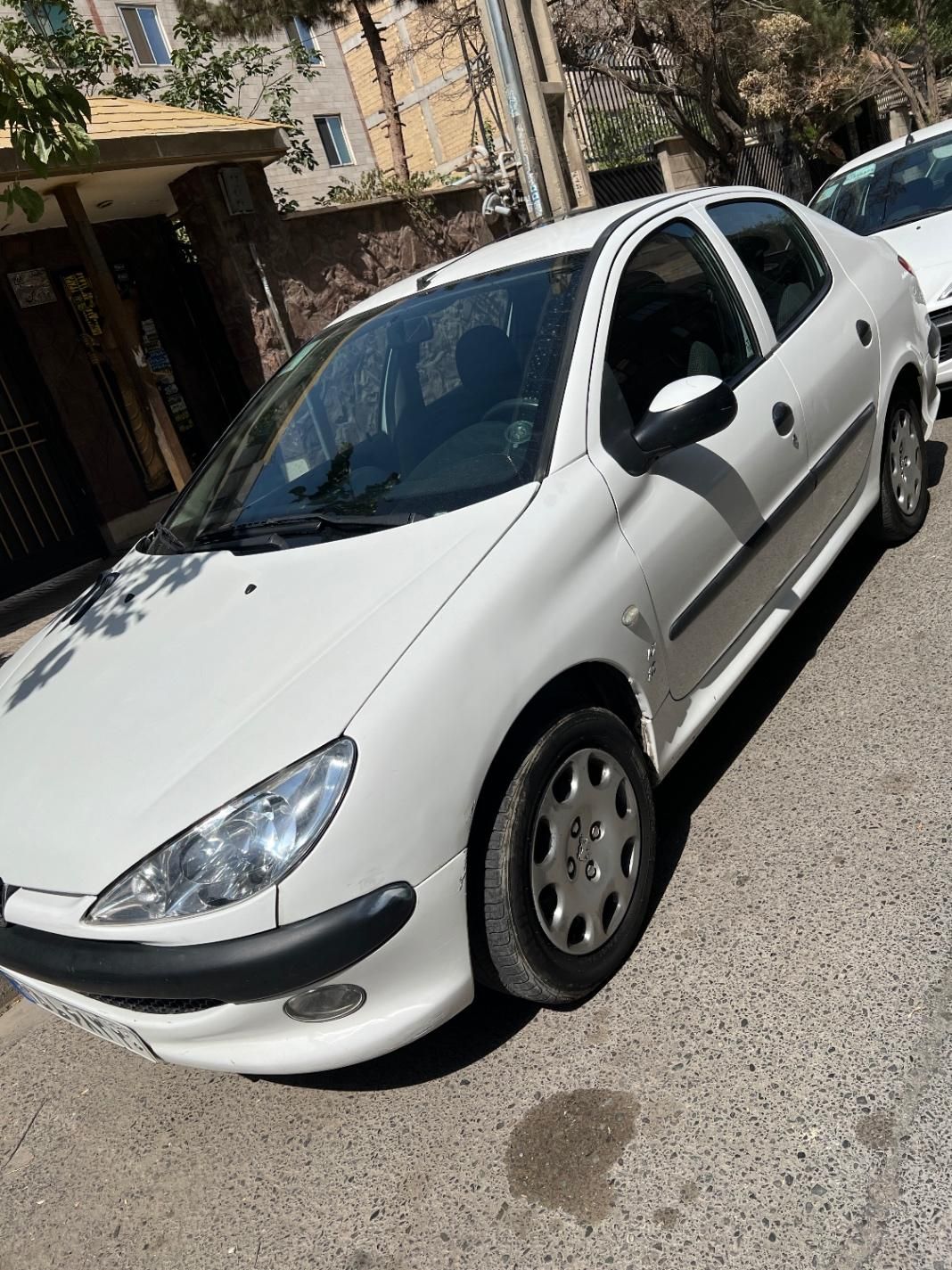 پژو ۲۰۶ صندوق دار v8 - 1394