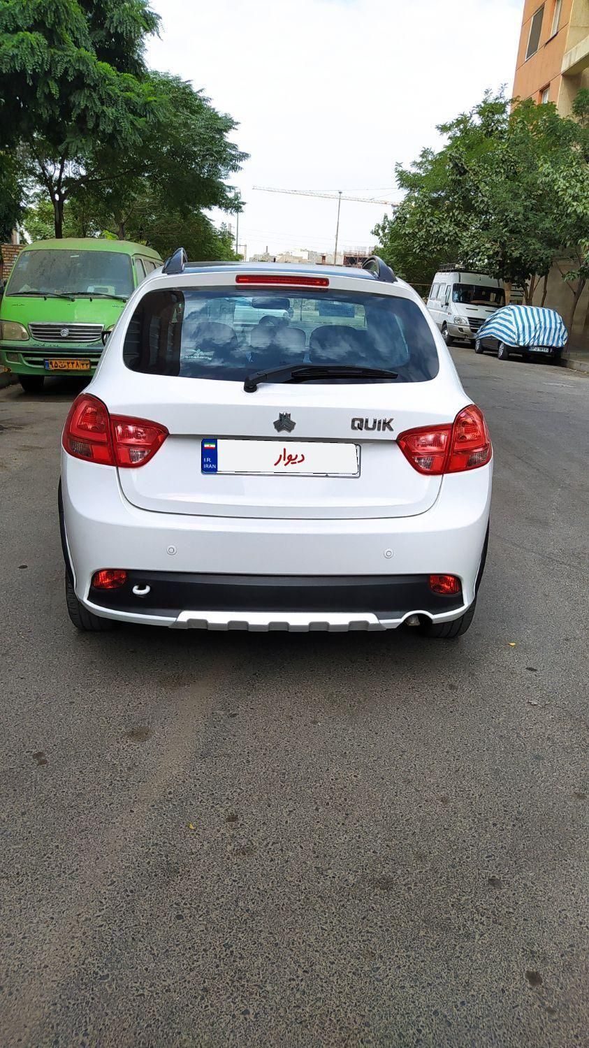 کوییک R دنده‌ای - 1400