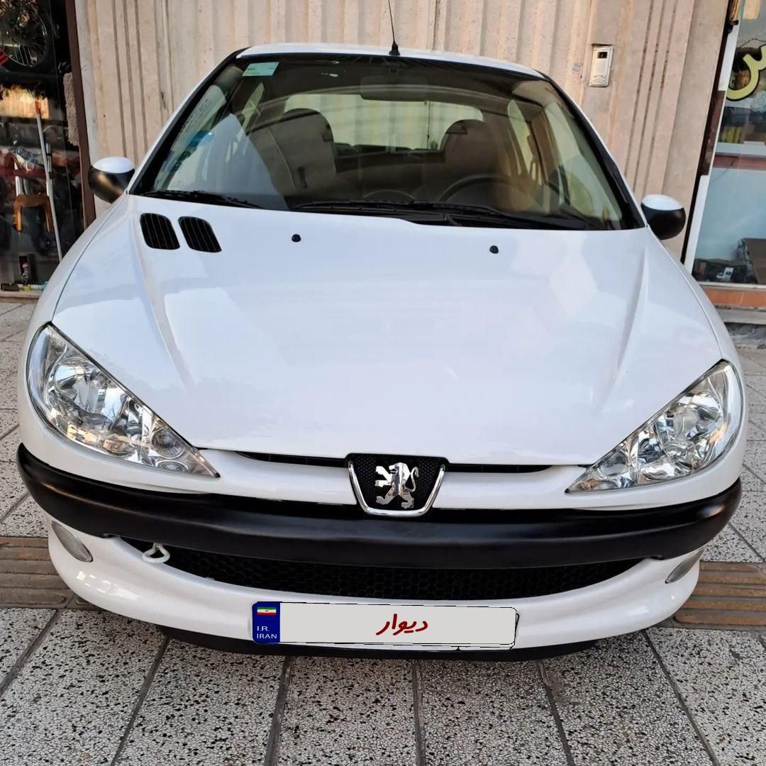 پژو ۲۰۶ صندوق دار v8 - 1390