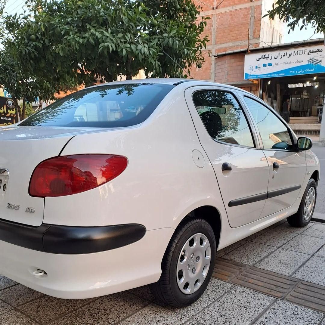 پژو ۲۰۶ صندوق دار v8 - 1390