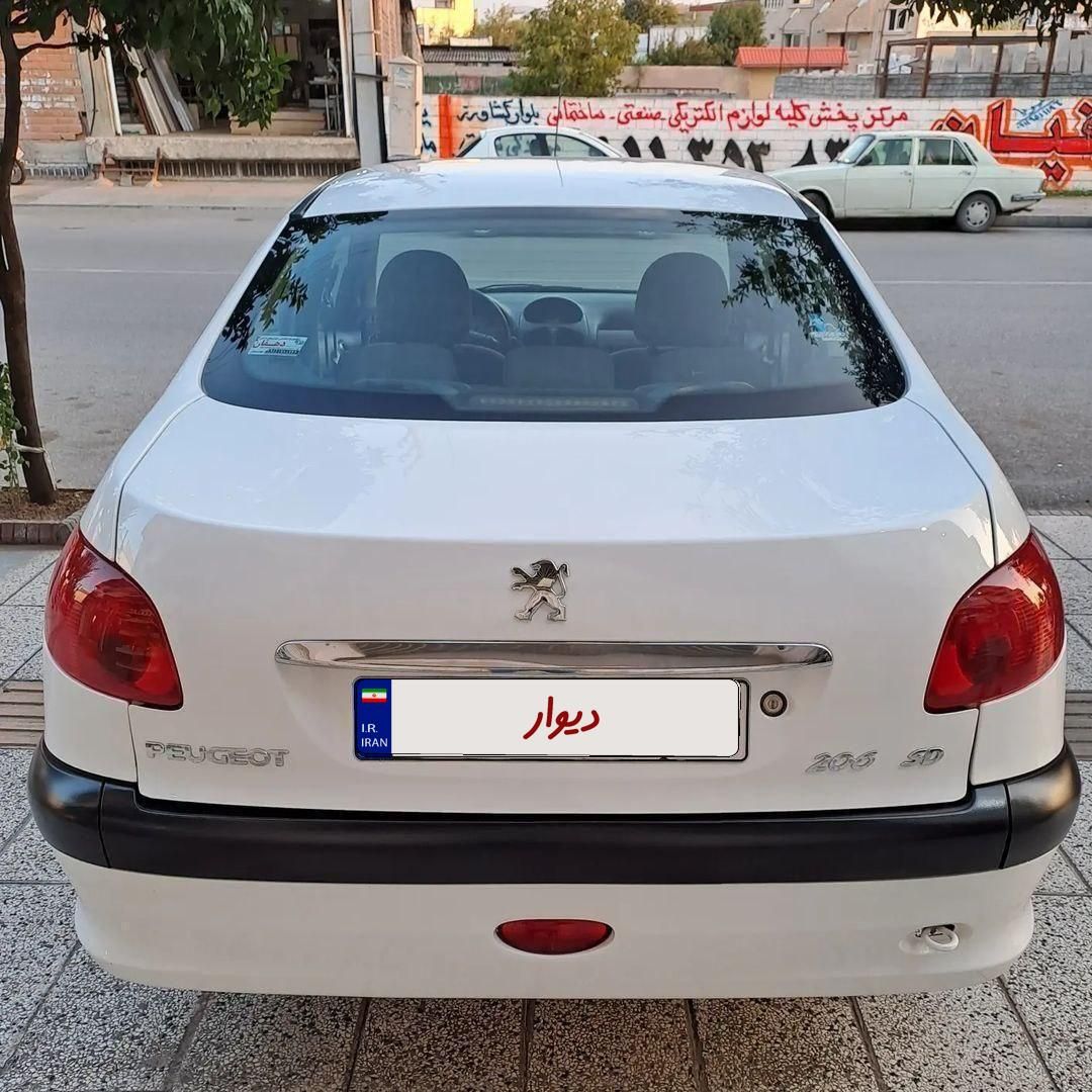 خودرو پژو، ۲۰۶ صندوق دار آگهی ann_19348250