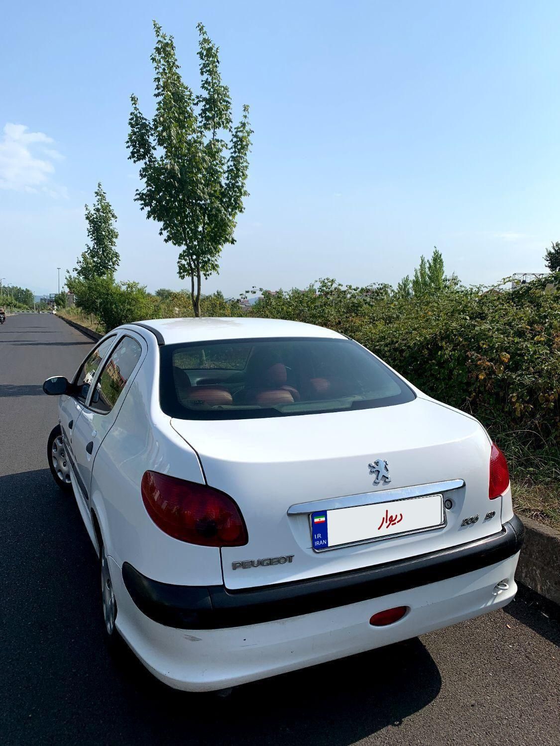 پژو ۲۰۶ صندوق دار v8 - 1398