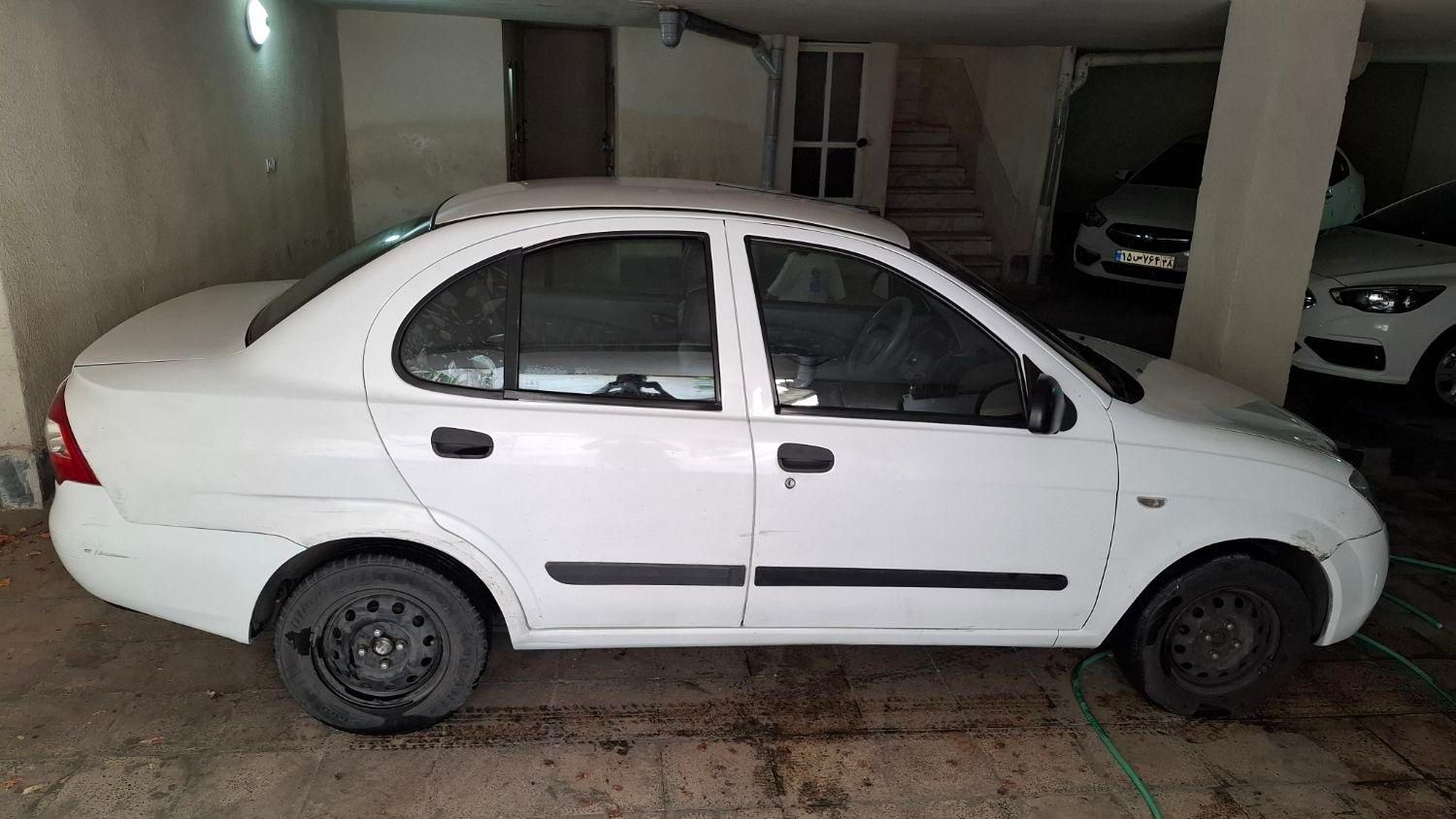 تیبا صندوق دار SX - 1394