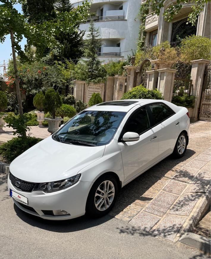 خودرو کیا، سراتو مونتاژ آگهی ann_19348519
