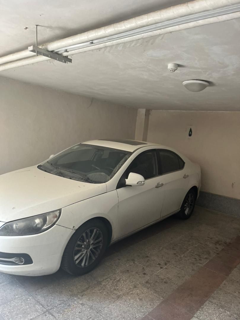 جک J5 اتوماتیک - 1394