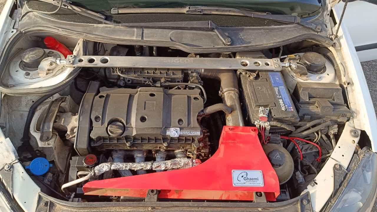 پژو ۲۰۶ صندوق دار v8 - 1393