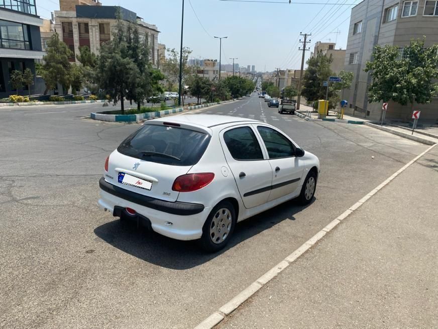 پژو 206 تیپ 2 - 1396