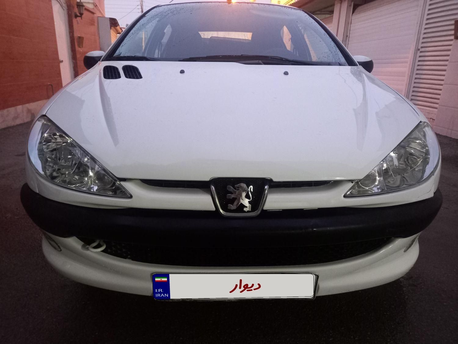 پژو ۲۰۶ صندوق دار v8 - 1396