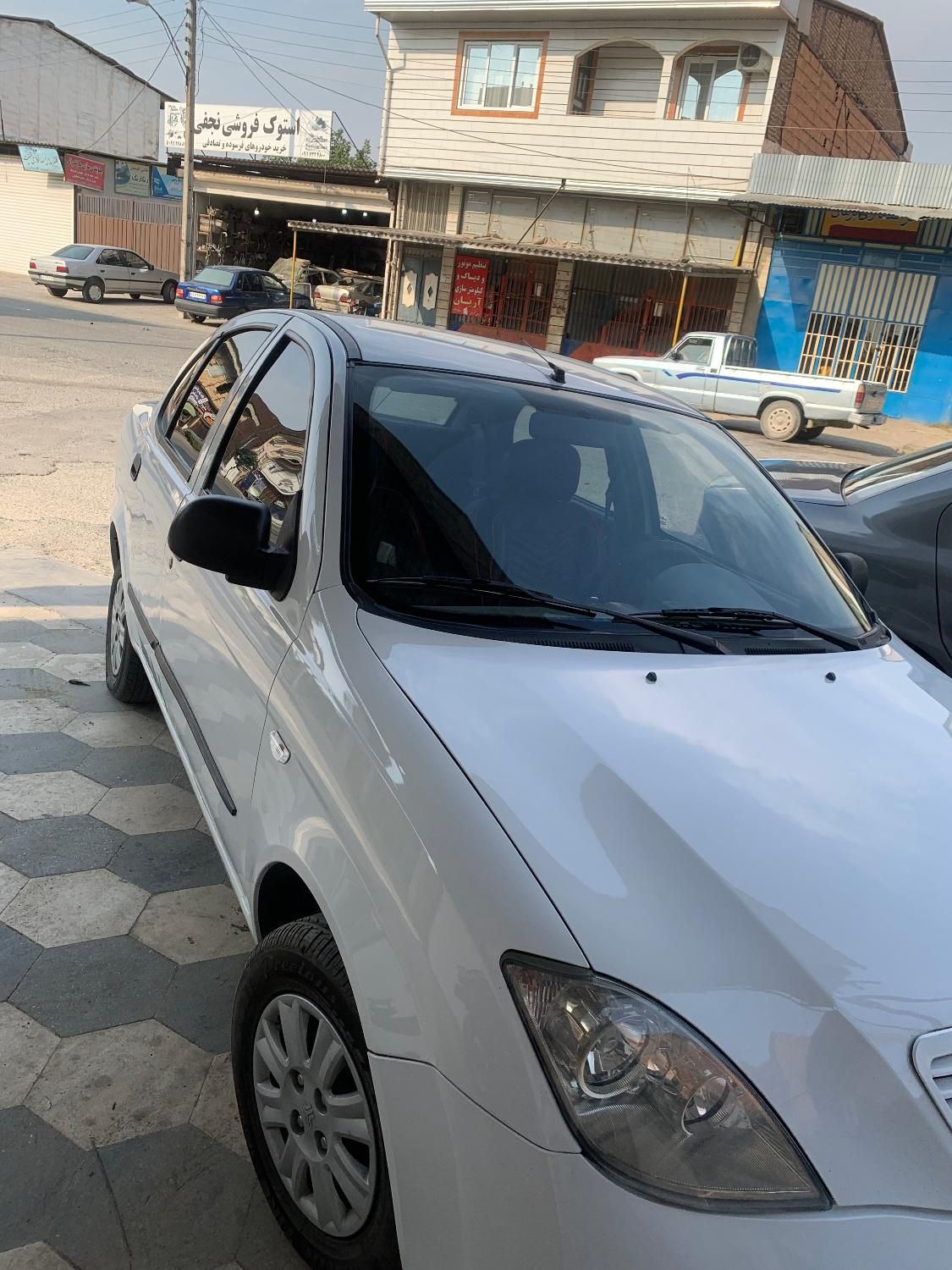 تیبا صندوق دار SX - 1396