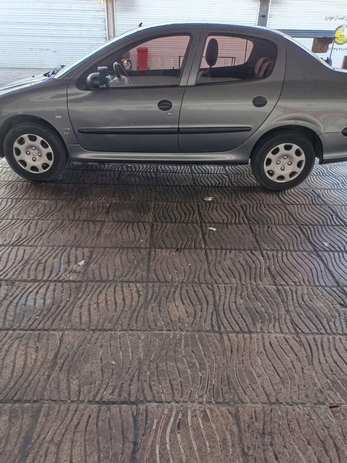 پژو ۲۰۶ صندوق دار v8 - 1397