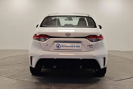 تویوتا لوین E210 توربو - 2023