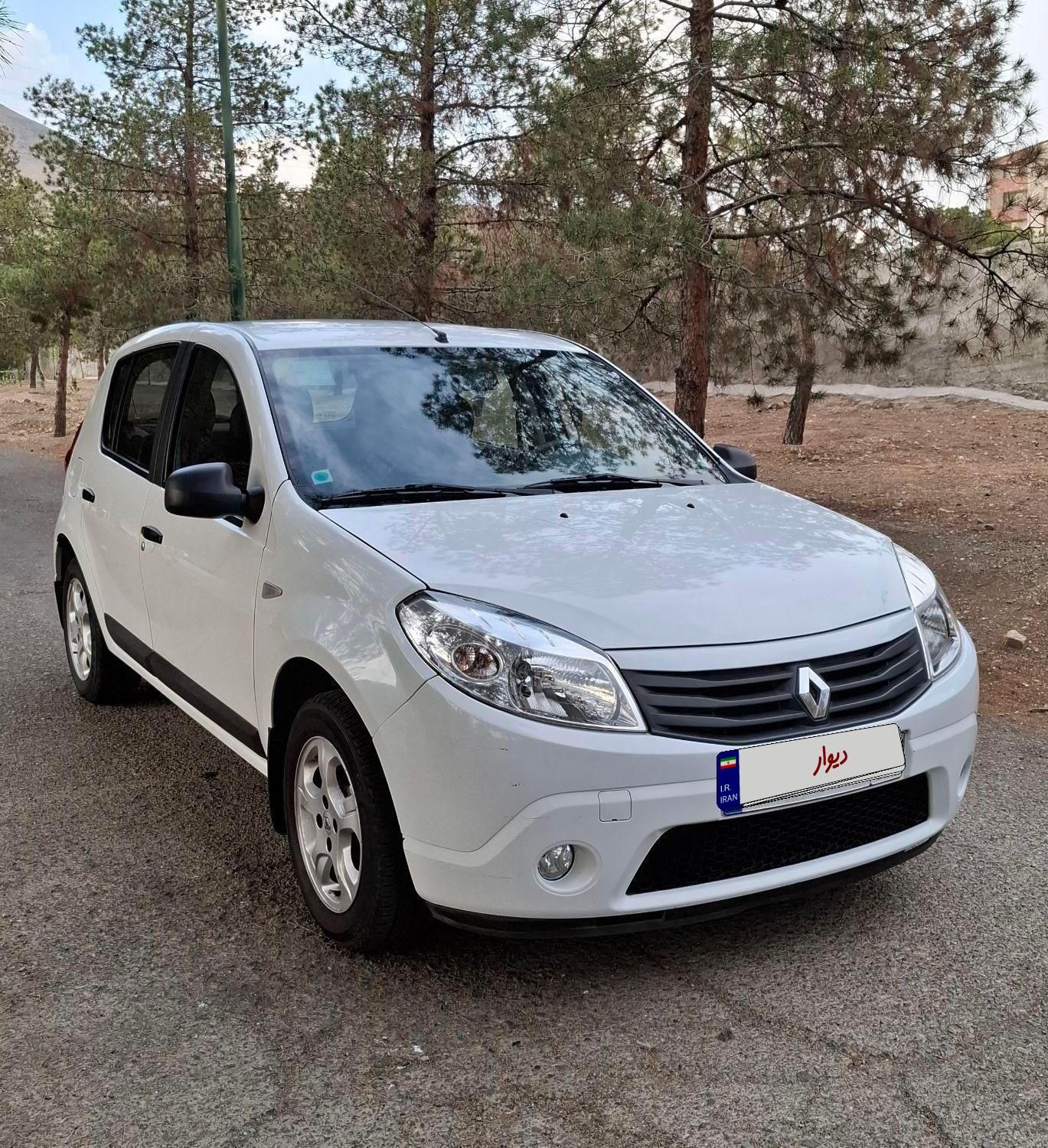 رنو ساندرو دنده ای - 1396