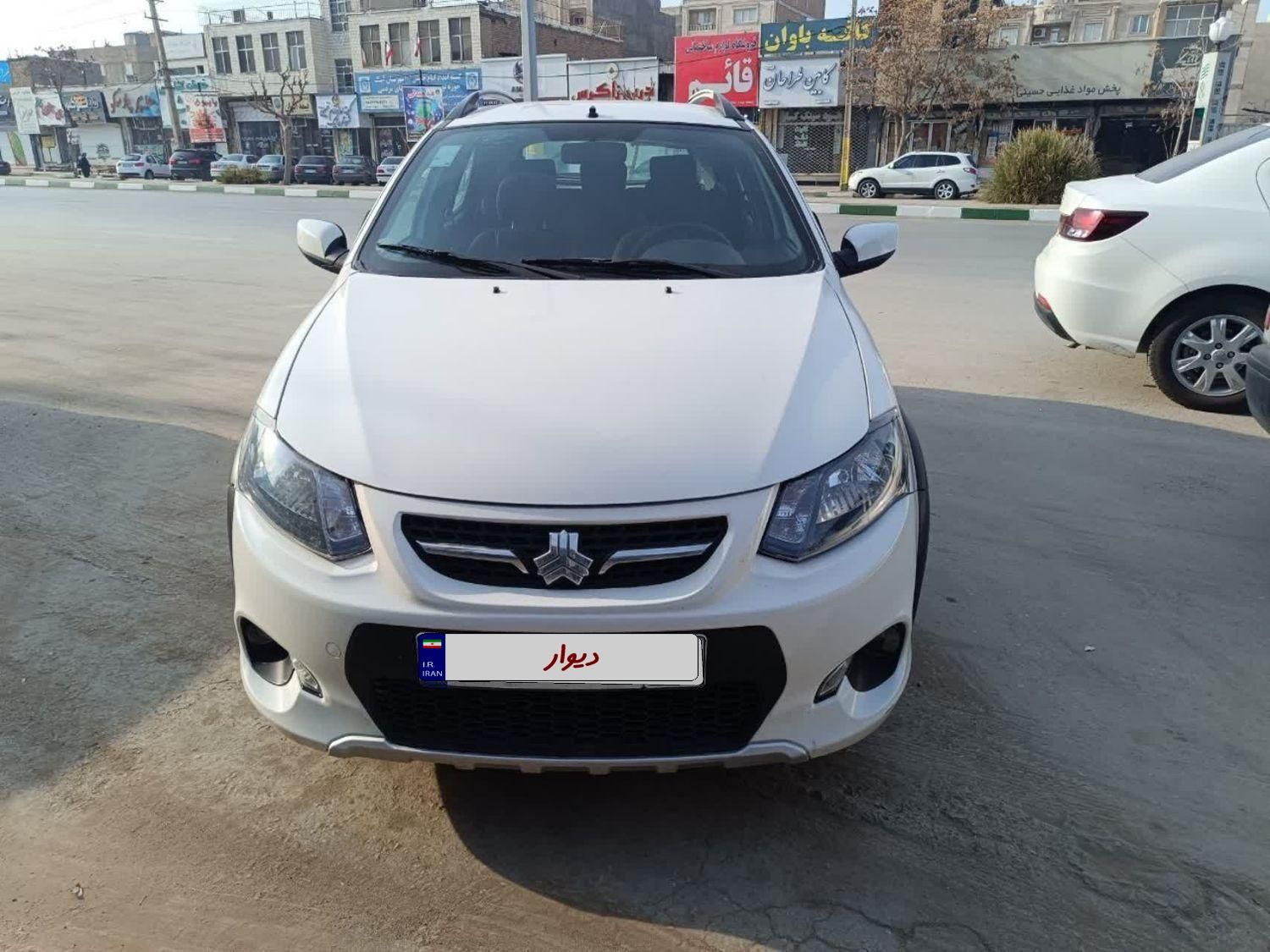 خودرو کوییک، معمولی آگهی ann_19349880