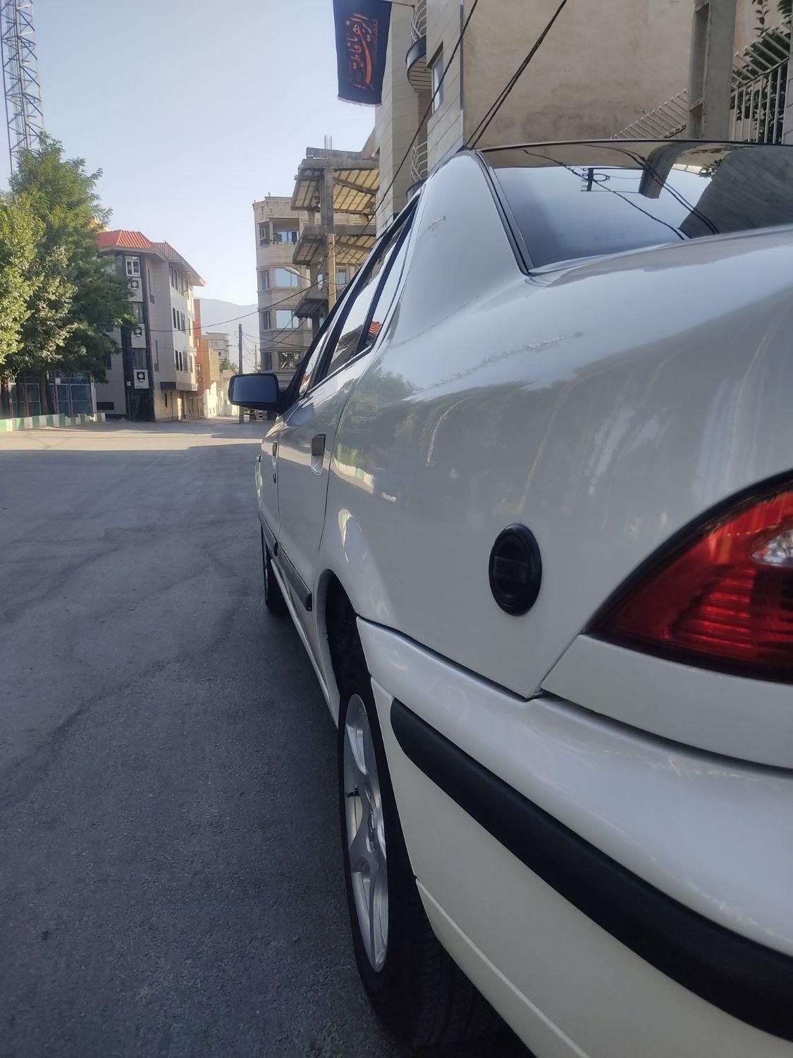 سمند LX XU7 - 1390