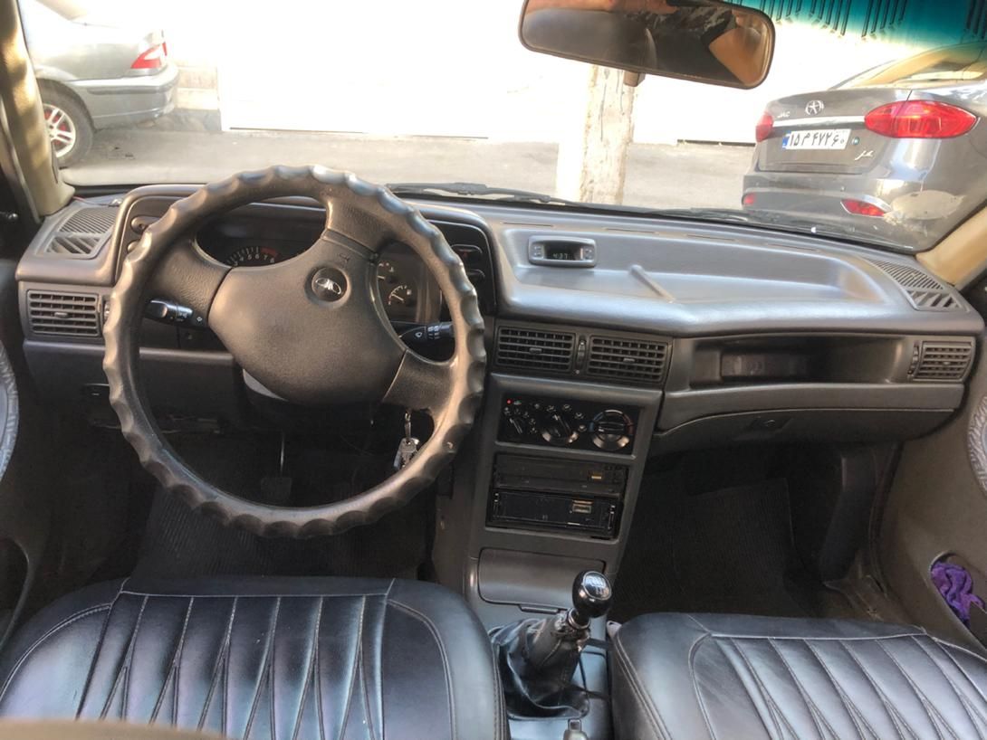 دوو سیلو سدان - 1381