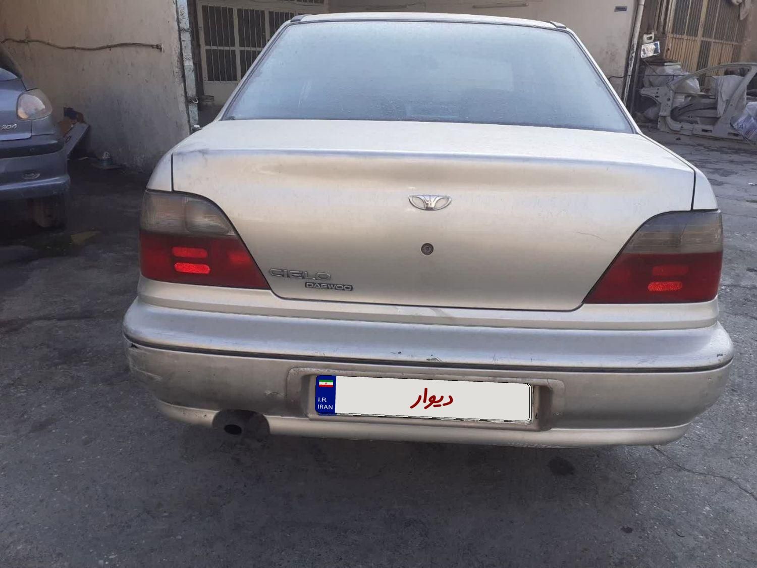 دوو سیلو سدان - 1381