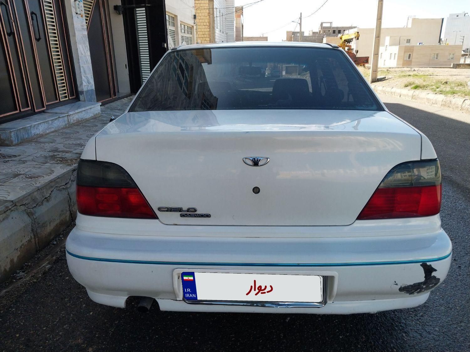 دوو سیلو سدان - 1381