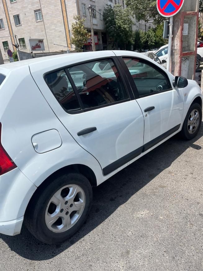 خودرو رنو، ساندرو آگهی ann_19350533