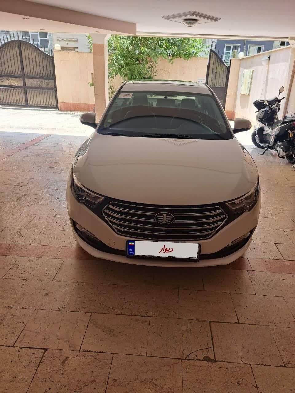 خودرو بسترن، B30 آگهی ann_19350558