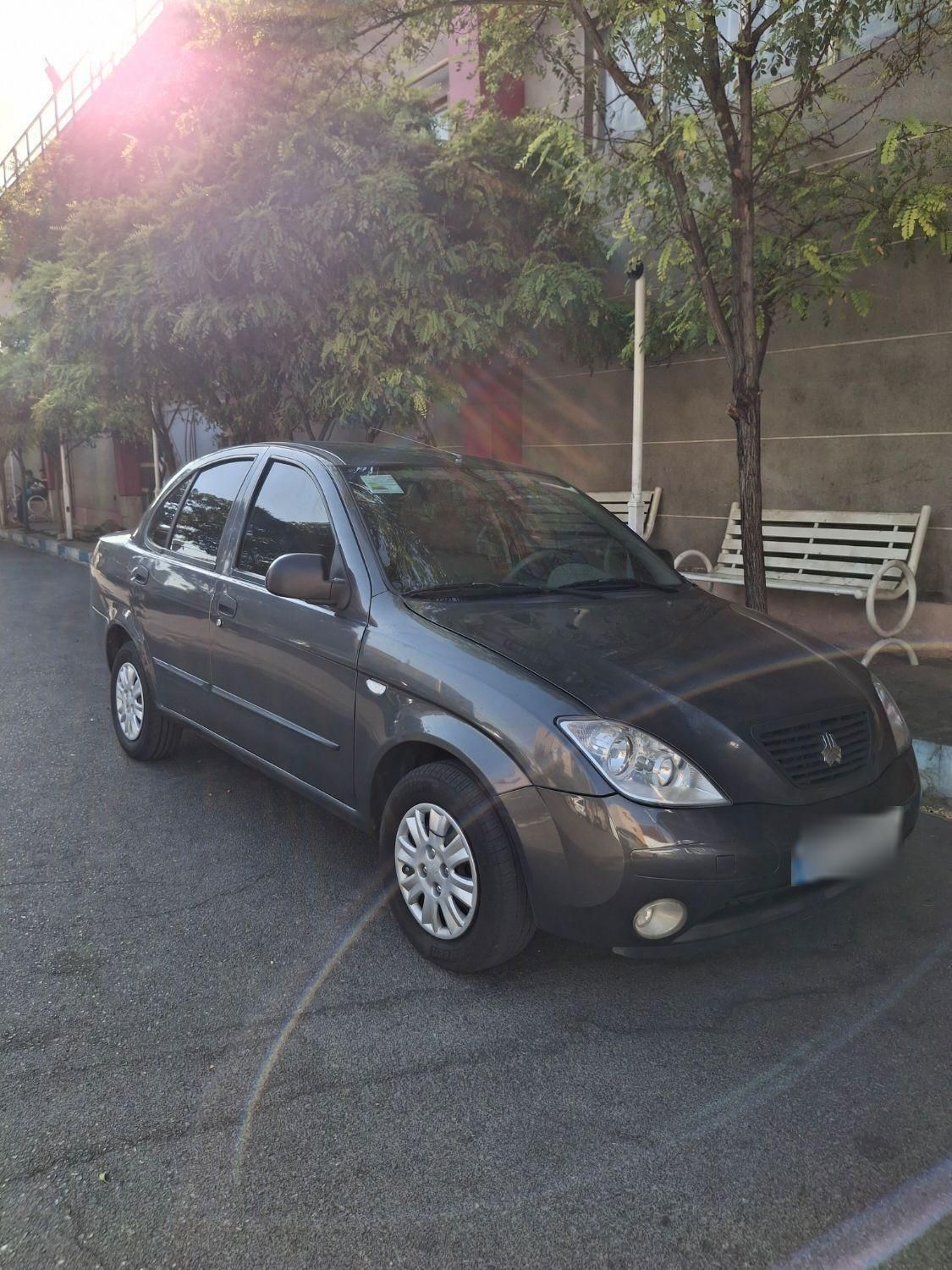 تیبا صندوق دار SX - 1397