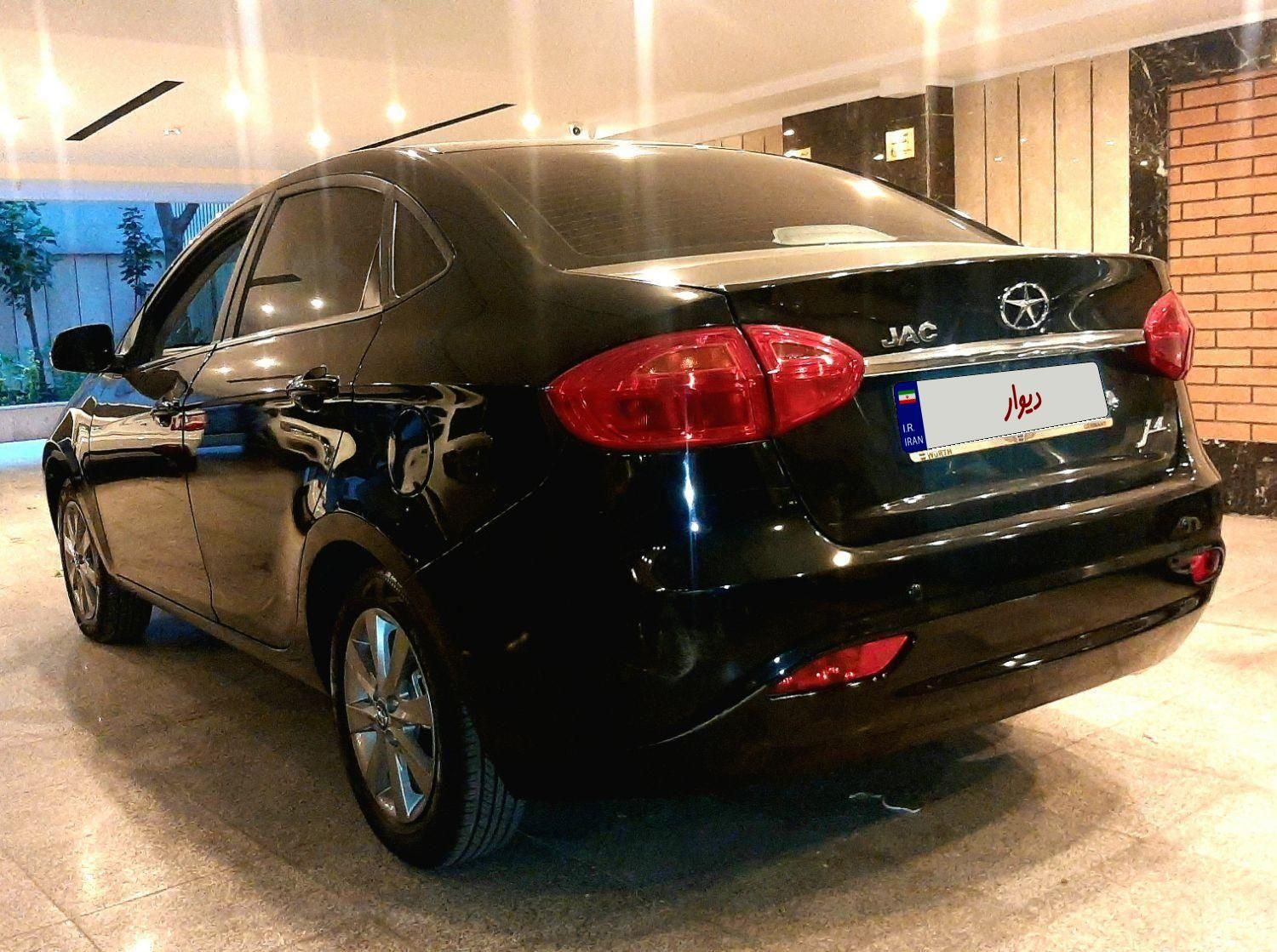 جک J4 اتوماتیک ساده - 1403