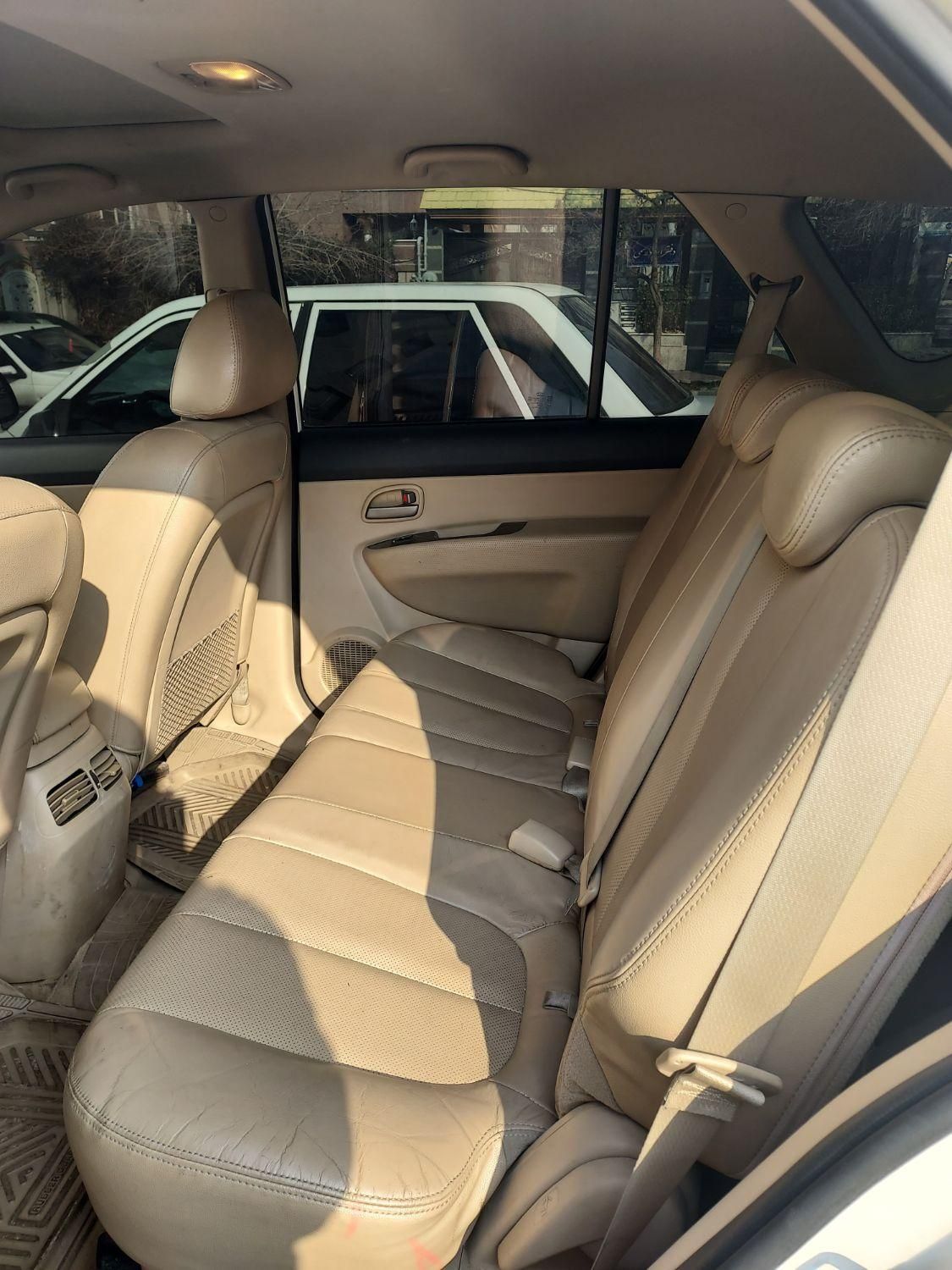 کیا کارنز فول UN - 2010