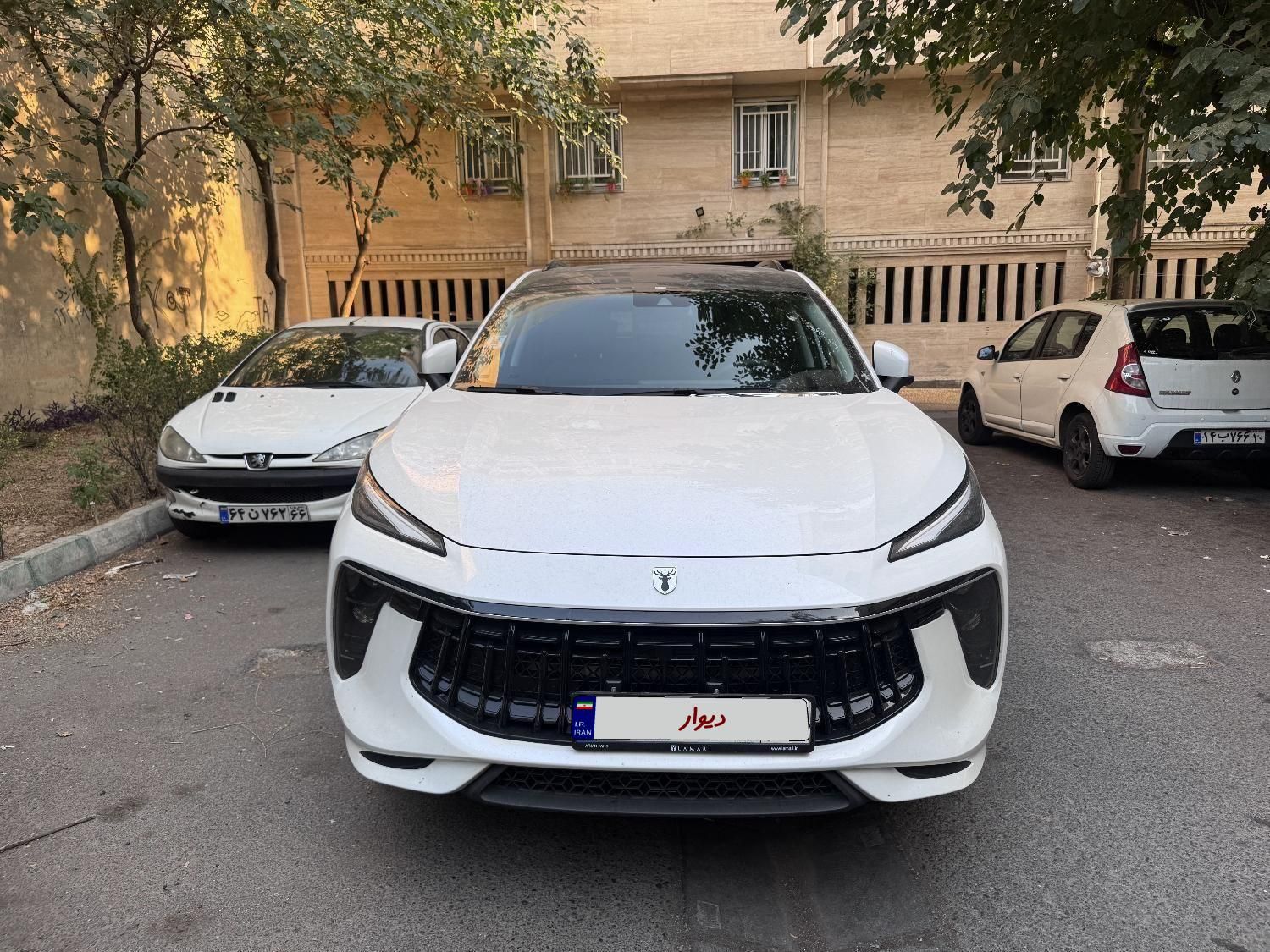 خودرو لاماری، ایما آگهی ann_19352178