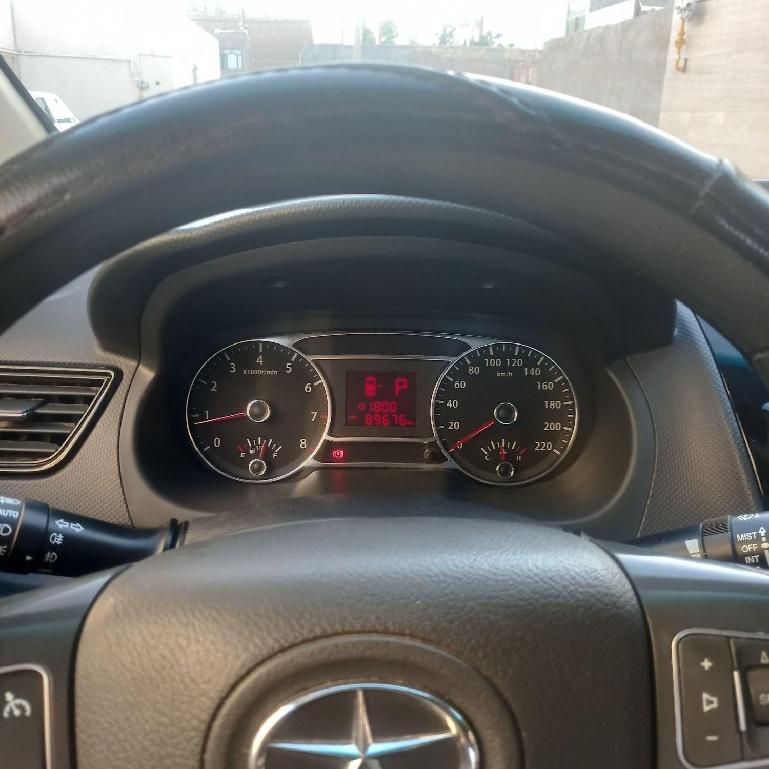 جک J4 اتوماتیک ساده - 1400
