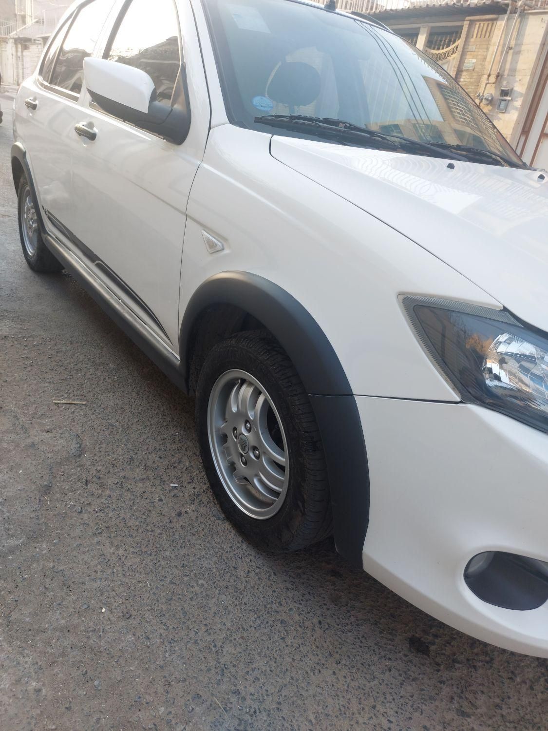 کوییک R دنده‌ای - 1401