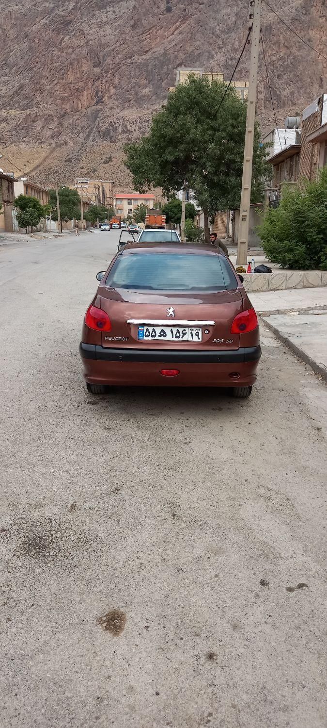 پژو ۲۰۶ صندوق دار v8 - 1390