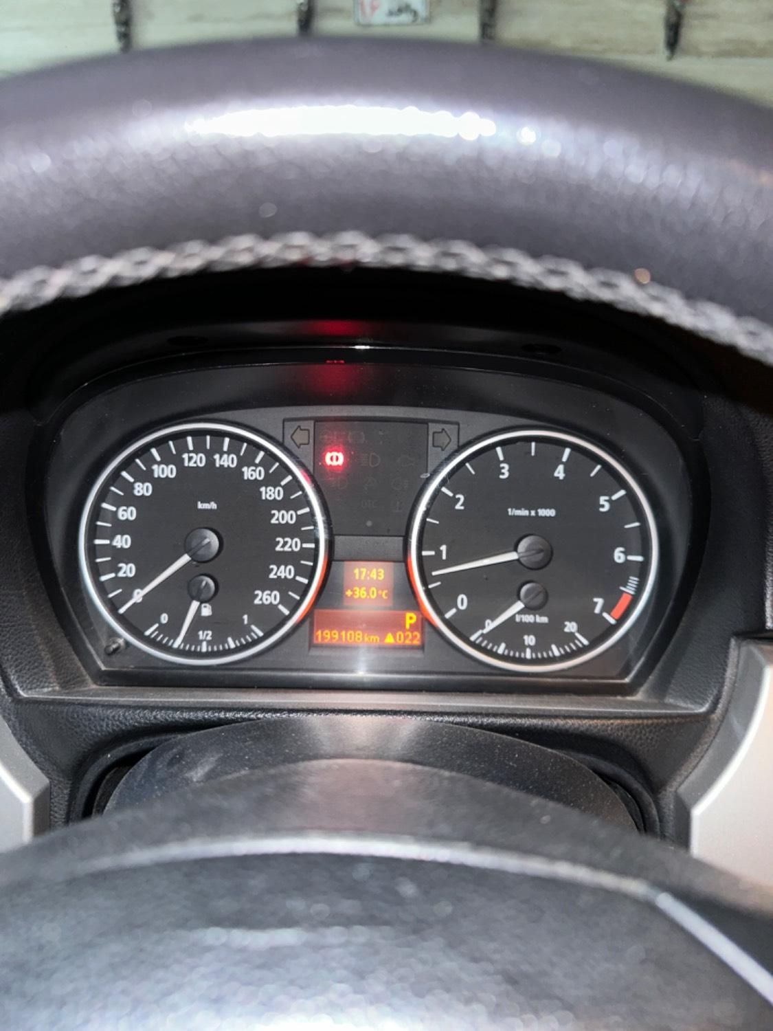 ب ام و سری 3 سدان 320i - 2006