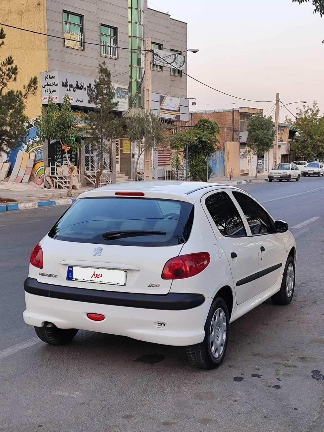 خودرو پژو، 206 آگهی ann_19352709