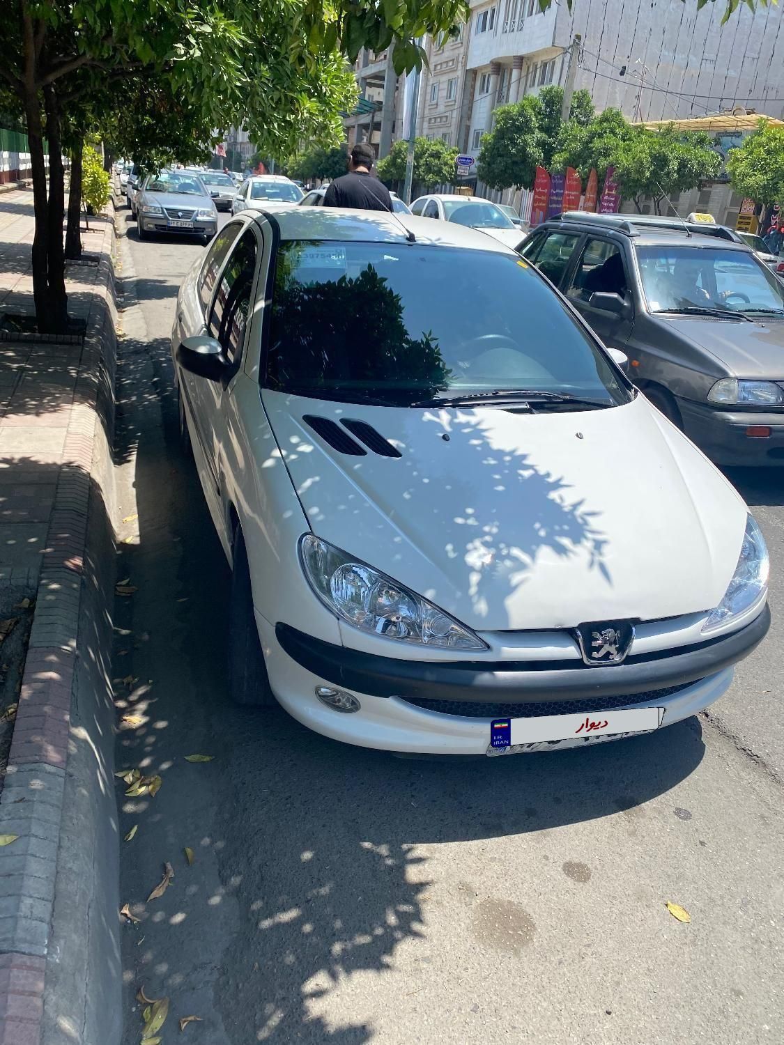 پژو ۲۰۶ صندوق دار v8 - 1391