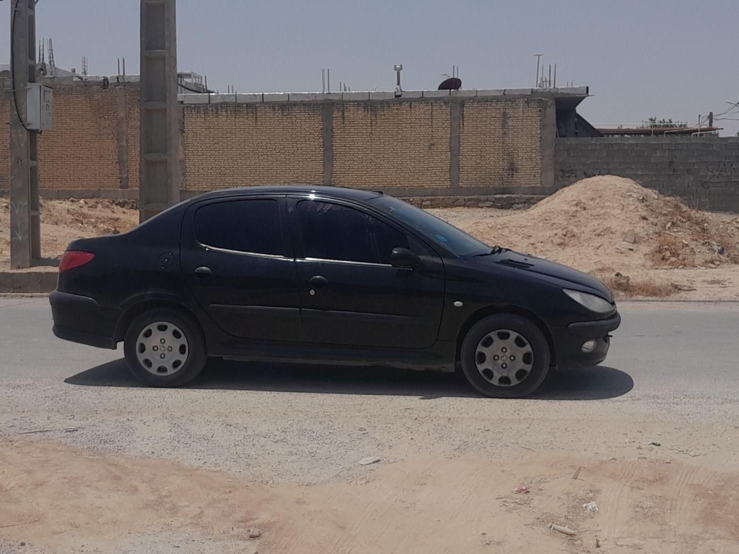 پژو ۲۰۶ صندوق دار v8 - 1393