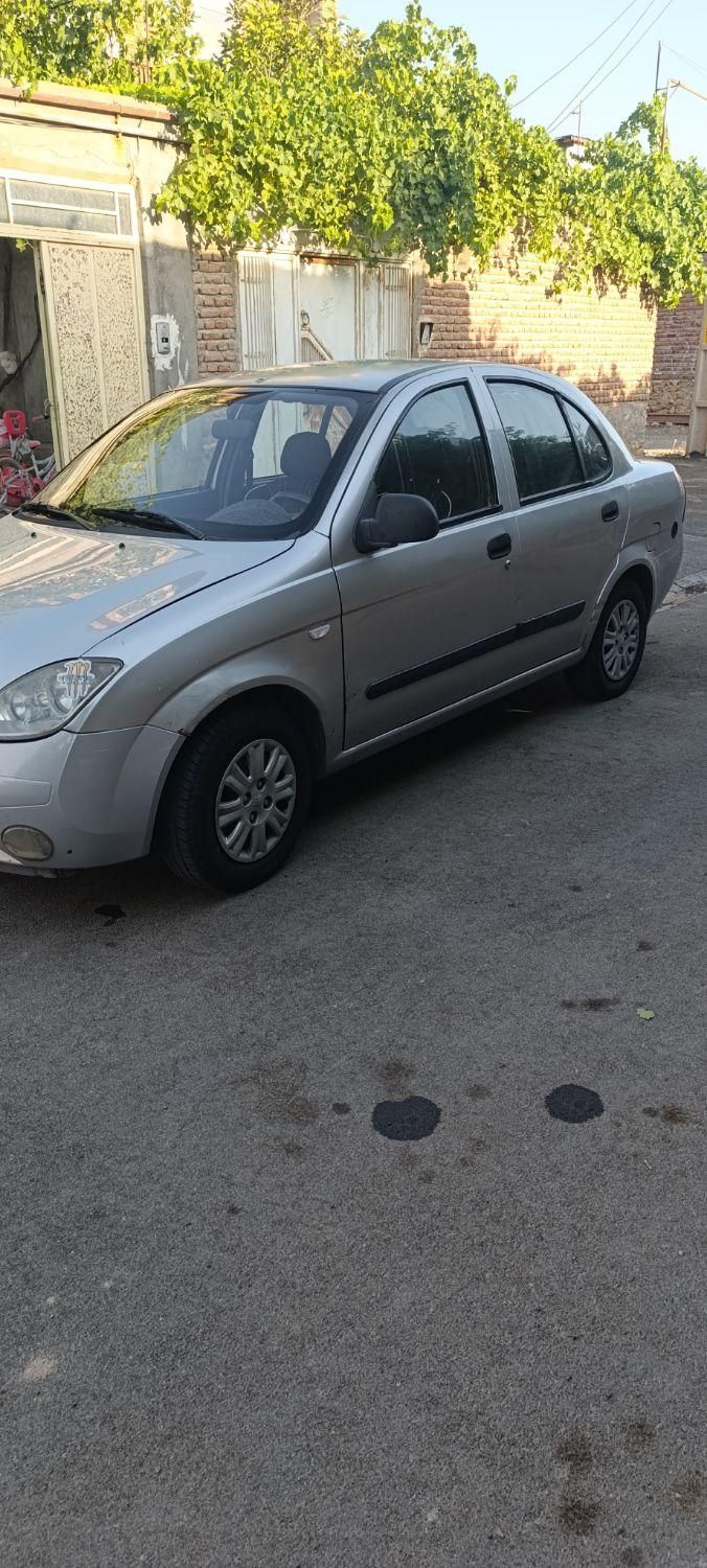 تیبا صندوق دار LX - 1390