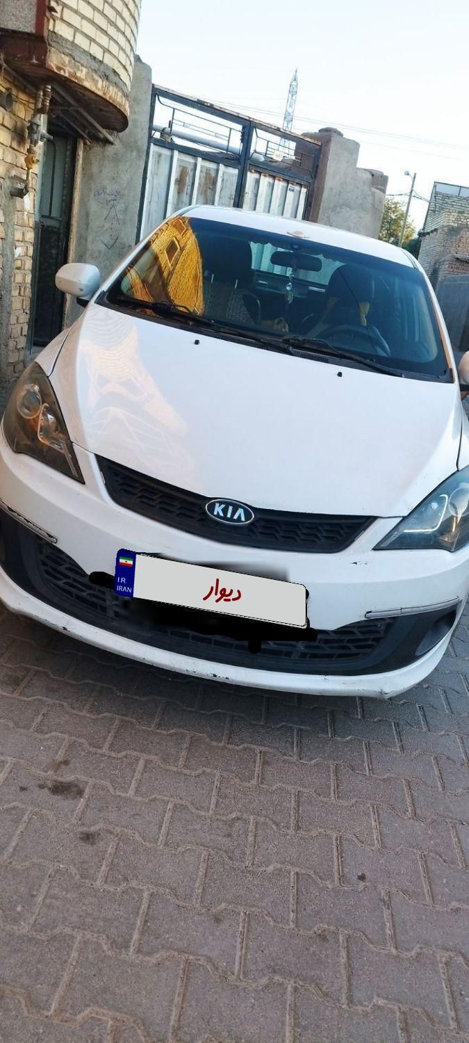ام وی ام 315 صندوقدار اسپرت دنده‌ای - 1395