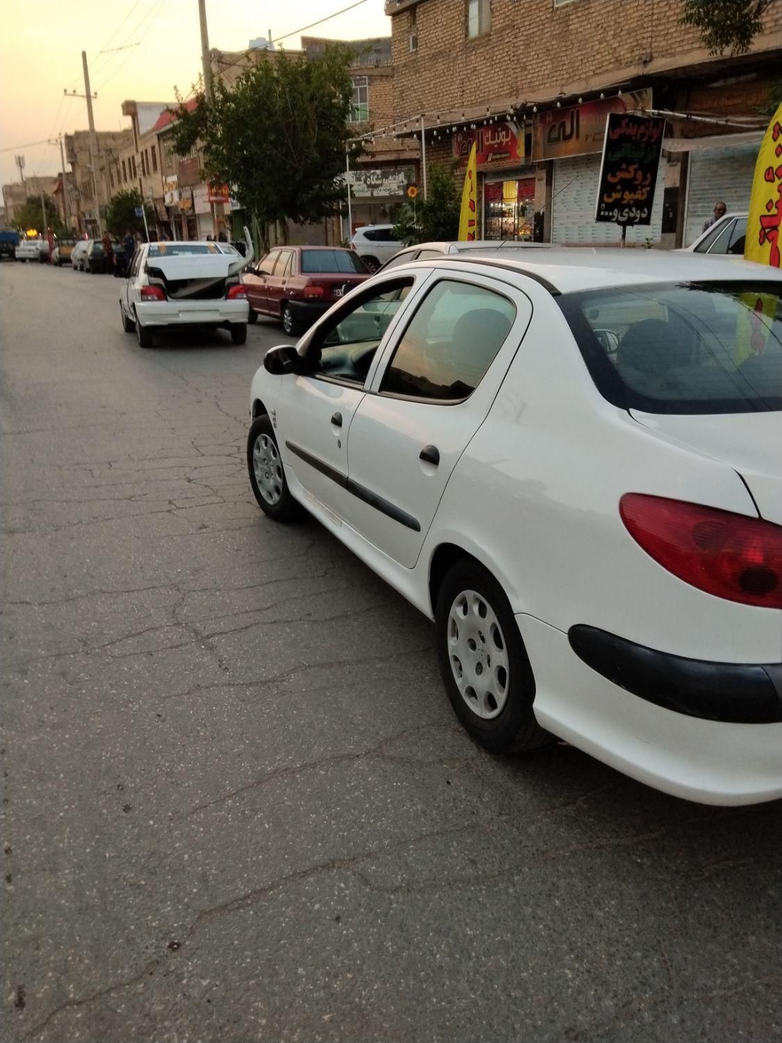 پژو ۲۰۶ صندوق دار v8 - 1396