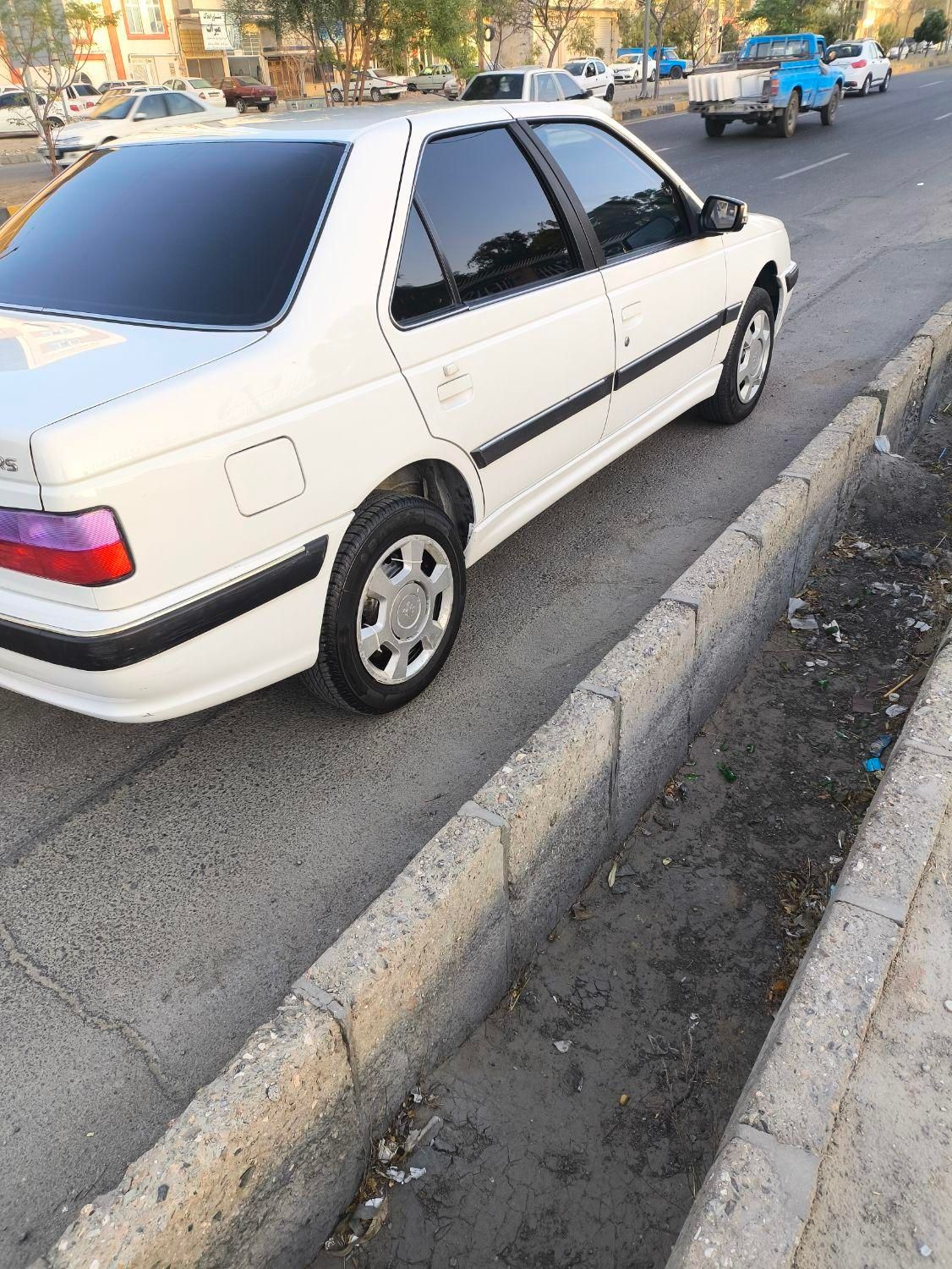 پژو پارس XU7P - 1401