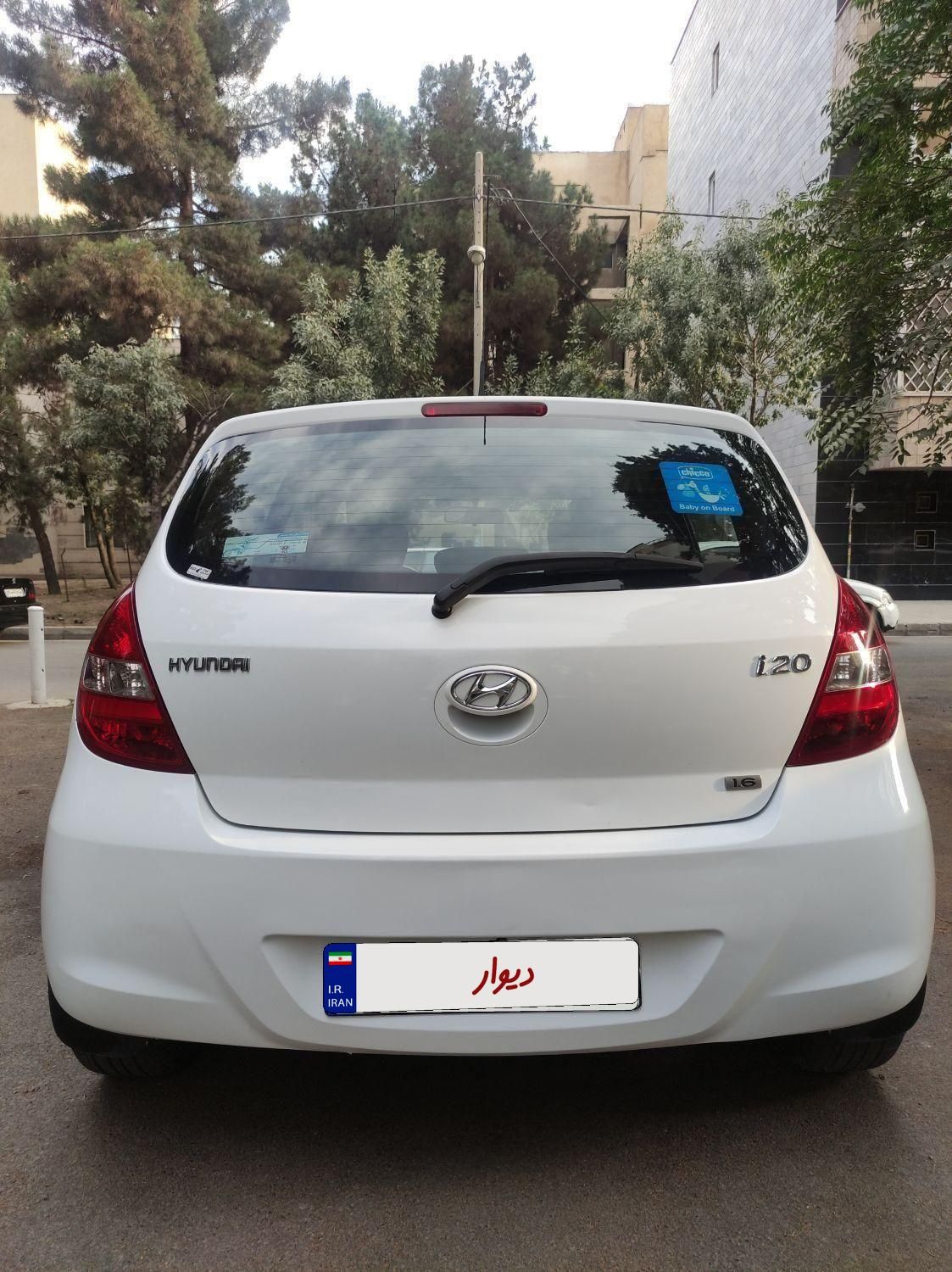 هیوندای i20 فول وارداتی - 2011